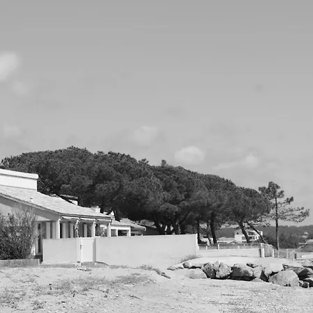 Maison Pieds Dans L'eau, Vue Panoramique, Bord De Mer Et Sur La Plage Villa *